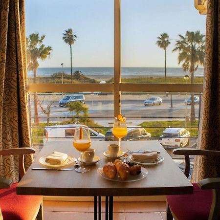 Hotel Playa Conil - Beachfront Studios & Suites Коніль-де-ла-Фронтера Екстер'єр фото